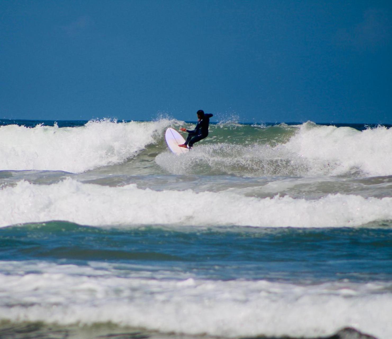 Olas Surf Camp อิมซูอาน ภายนอก รูปภาพ